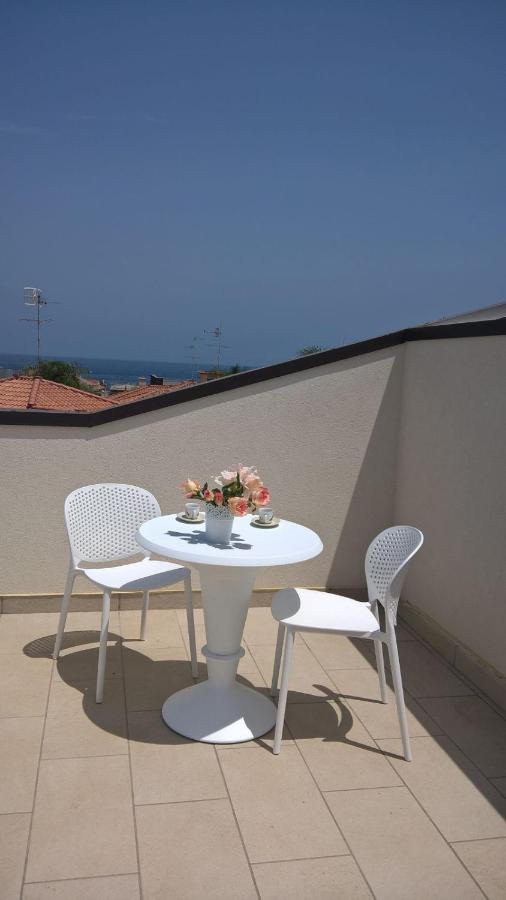 Path House - Etna & Sea View Aparthotel Riposto Exterior photo