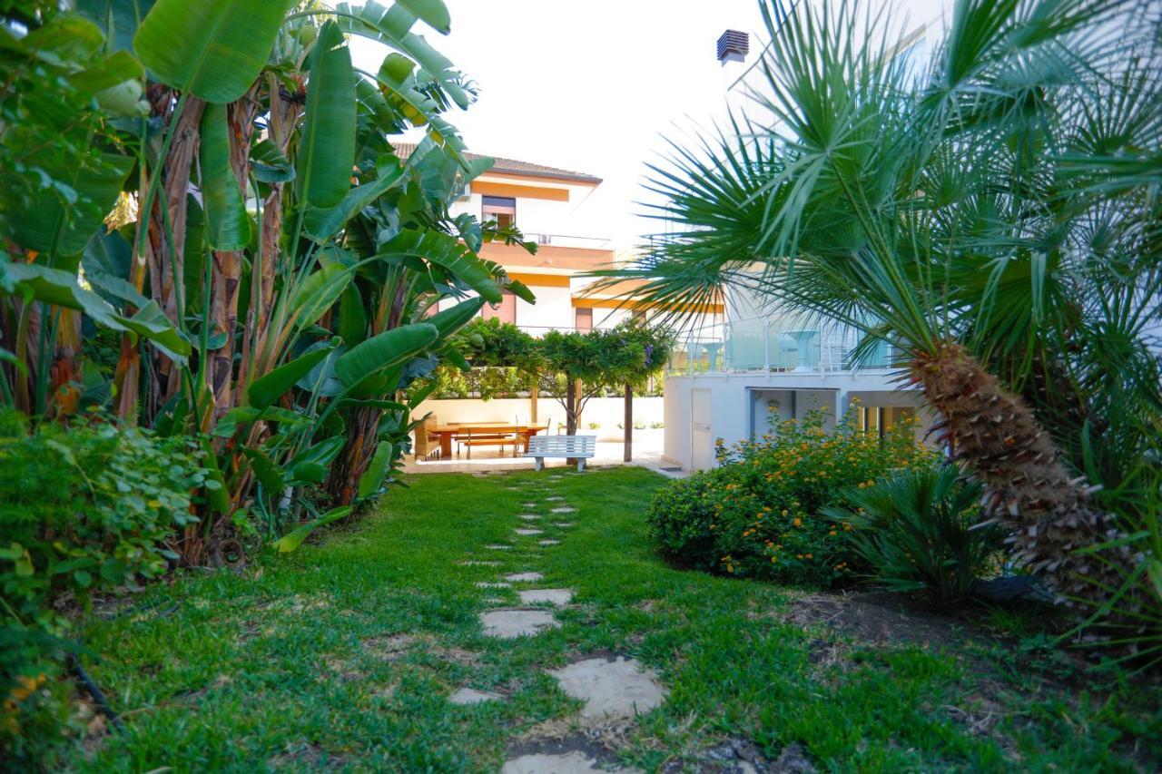 Path House - Etna & Sea View Aparthotel Riposto Exterior photo
